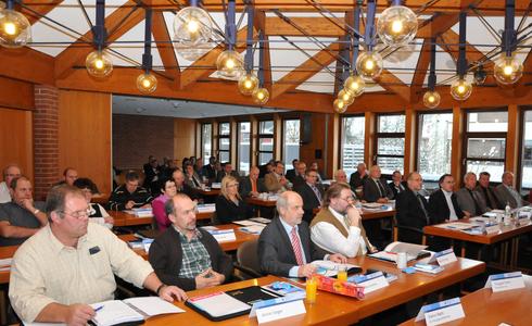 Die Vollversammlung der Handwerkskammer Reutlingen hat auf ihrer Sitzung am
30. November 2010 beschlossen, dass ab dem kommenden Jahr neue
Ausbildungsverträge kostenlos eingetragen werden
