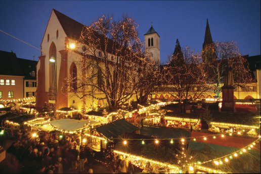 ID_9387_Freiburg Weihnachtsmarkt.jpg