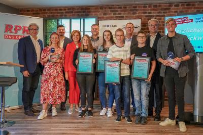 Schirmherrin Malu Dreyer mit allen Preisträgern 2019