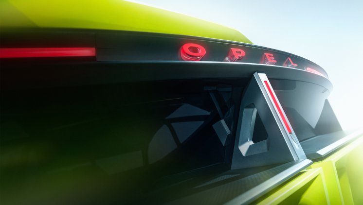 OpelkndigtaufsehenerregendeneueStudiefrIAAMobility2025an (1).jpg