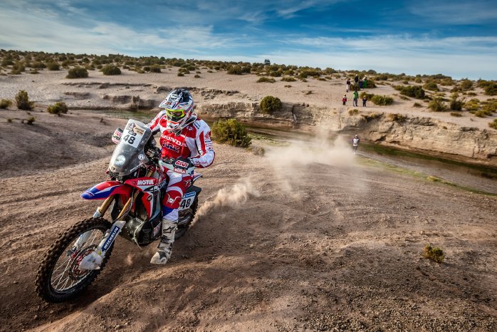 2_Rallye Dakar_2016_credit_hondaracingcorporation.jpg