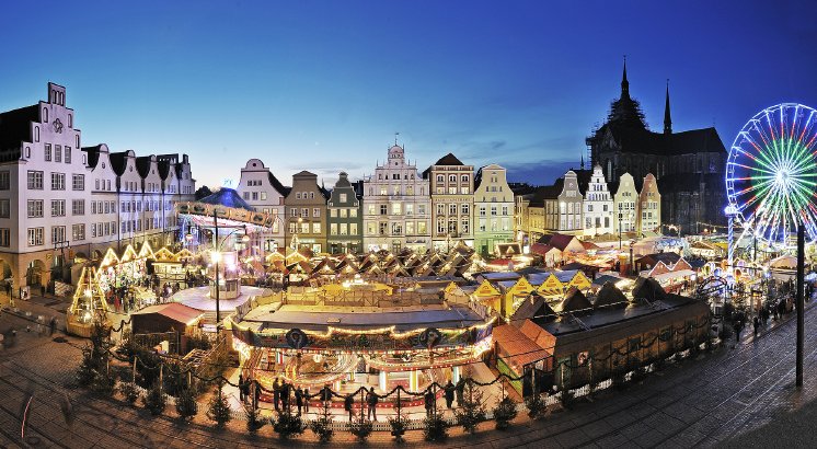Weihnachtsmarkt_Rostock.jpg