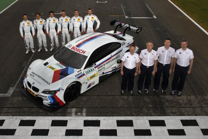BMW DTM Fahrer und Teamchefs.jpg