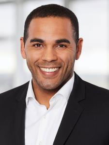 Dominic Cannon ist Vermögensbetreuer im Private Banking der Taunus Sparkasse und leitet künftig das neue Private-Banking-Center in Hofheim
