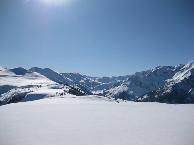 Bergwelt in Schnee-Antonia Gruber Rechte TVB Wildschönau (1).jpg