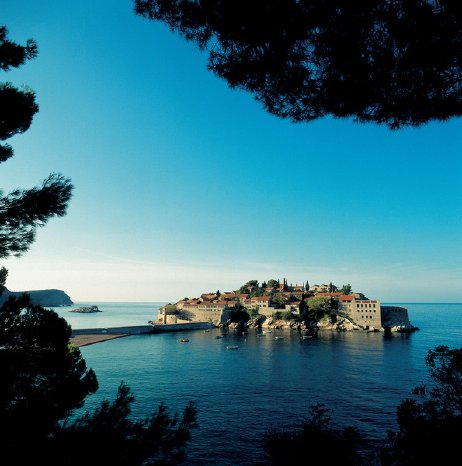 Montenegro_Sveti_Stefan-Voransicht.jpg