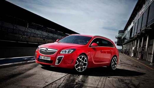 Opel Insignia OPC Sports Tourer ist Sportwagen des Jahres 2009