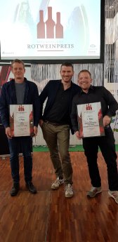 Meininger Rotweinpreis 2018_Jörg und Felix Ellwanger sowie Moritz Haidle.jpg