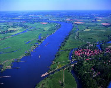 Luftbild vom Kneipp-Kurort Hitzacker (Elbe)