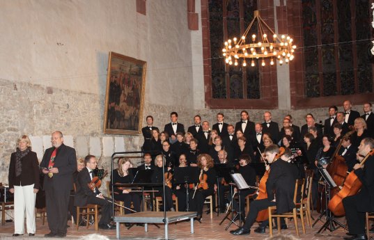 Chor Bochum Blasii Kirche 020 (5).jpg