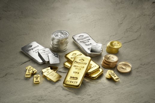 Degussa_Barren und Münzen@Degussa Goldhandel.jpg