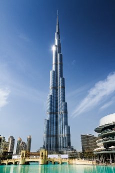 Dubai Turm.jpg