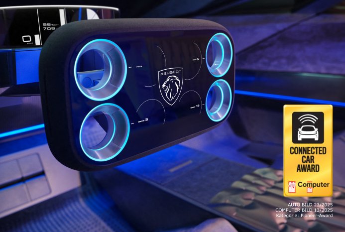 PEUGEOT Hypersquare Connected Car Award 6.jpg