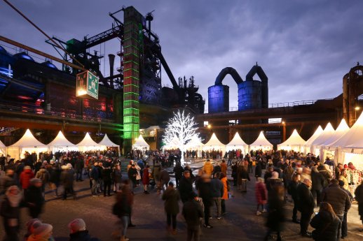 Illuminierte Kulisse(c)ThomasBerns.jpeg