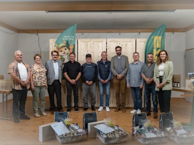 Gruppenbild-elka-Feier.jpg