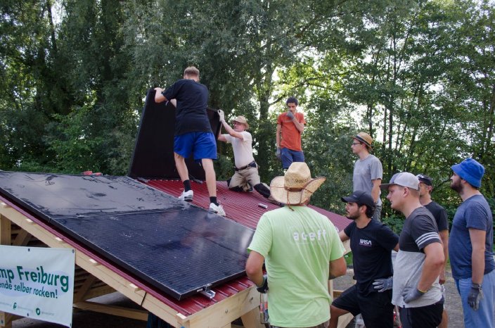 Montage -Kurs für interessierte Laien.jpg