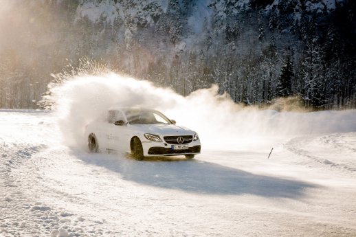 Härtetest in den Alpen - Mit Bridgestone beim Mercedes-Benz Driving Event.jpg