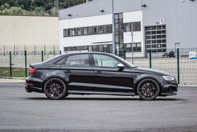 Motorsportlers Daily - Audi RS 3 Limo auf Ultralight Project 3.0