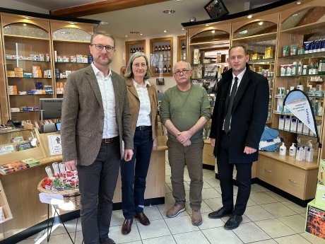 Besuch LR Apotheke.JPG