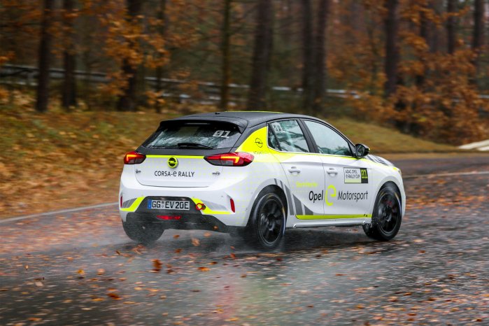 Opel-Corsa-e-Rally-510133.jpg