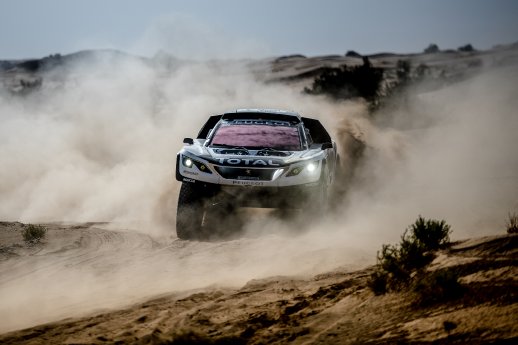 PEUGEOT_3008DKR_2016_432_FR.jpg