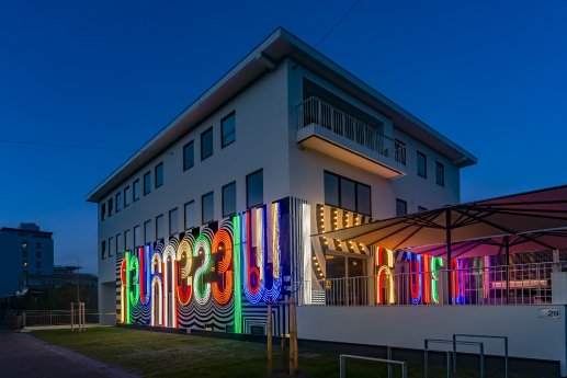 Knauf-Stuttgart-Restaurant-WDVS-Lichtkunst (2).jpg