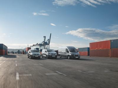 Erhältlich in der Pharma Edition: PEUGEOT Partner, PEUGEOT Expert und PEUGEOT Boxer.
