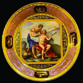 Daedalos befestigt dem Ikaros die Flügel, Untertasse, Wien, 1809_ Foto Archiv Winckelmann-Gesell.jpg