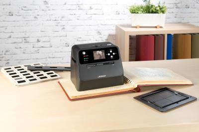 Somikon 3in1-Stand-Alone-Foto-, Dia- und Negativscanner SD-1600 mit 14-MP-Sensor, Akku, Bild: PEARL.GmbH / www.pearl.de