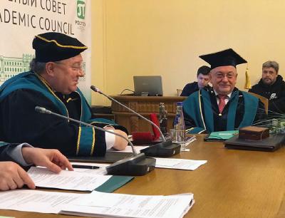 Nach der Verleihung: gemeinsam mit dem Rektor der Staatlichen Polytechnischen Universität "Peter der Große" St. Petersburg, Prof. Dr. Andrei Rudzkoj