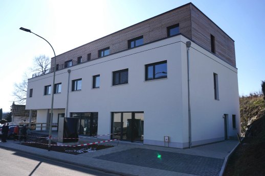 Gebäude v Außen.jpg