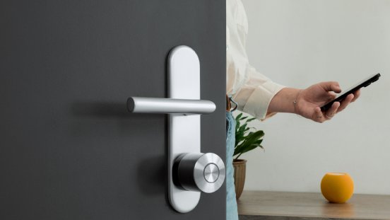 Nuki Smart Lock Ultra - life style - Image Slide (3).jpg