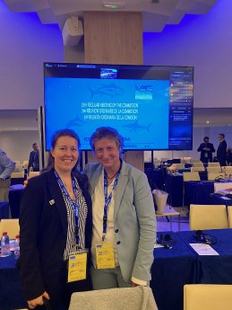 Mona Schweizer und Iris Ziegler auf der ICCAT in Sevilla.jpg