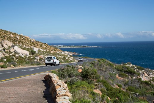 Kuestenstrasse_Hermanus_Karawane.jpg