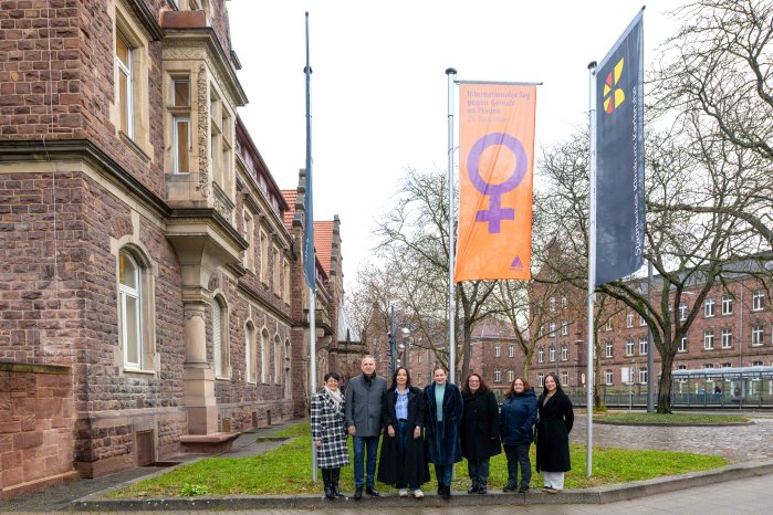 2_Gewalt_gegen_Frauen_Bildquelle_Markus_Kümmerle_SKK.jpg