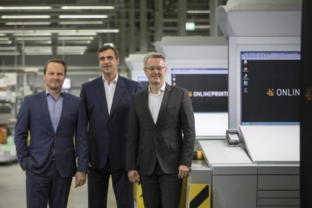 Das neue Geschäftsführungs-Team der Onlineprinters-Gruppe (von links): CFO Dirk A. Müller, CCO Christian Würst und CEO Dr. Michael Fries, Copyright: Onlineprinters GmbH
