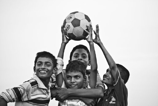 ©Slum_ Soccer__India_WEB.jpg