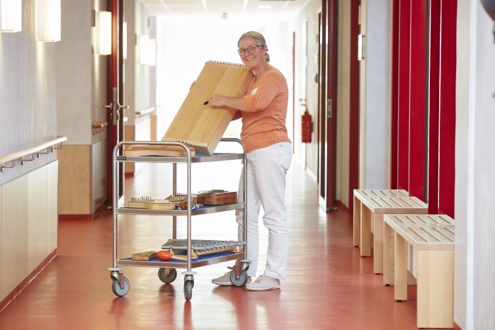 Klinik Oeschelbronn Musiktherapeutin Barbara Weber.jpg