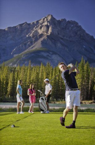 Banff_Golf_(c)CanadianTourismCommission_p120001_035rr.jpg