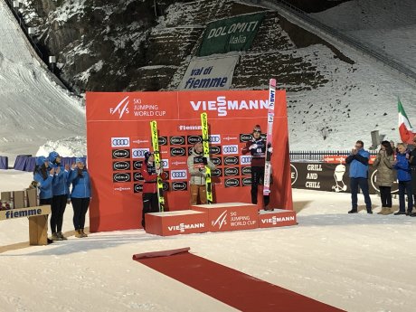 ROESLE_Skisprung Weltcup.JPG
