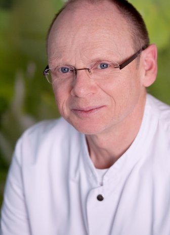 Dr Michael Hanraths.JPG