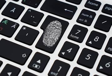 Sicherheit im Netz und in den sozialen Medien. Wer bin ich, wer folgt mir und wer hat meine Daten?