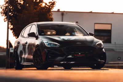 Osman Focus ST mit Logo