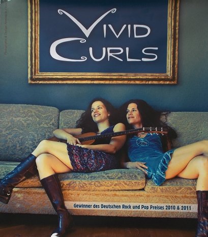 Vivid Curls, Sofa.jpg