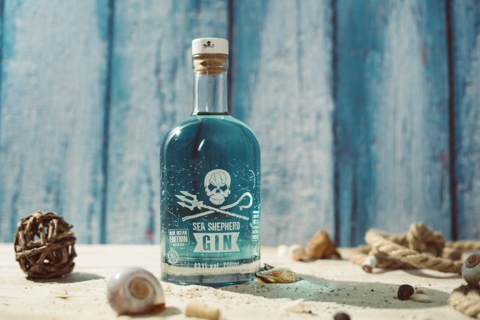 SeaShepherd Blue Ocean Gin 01.jpg