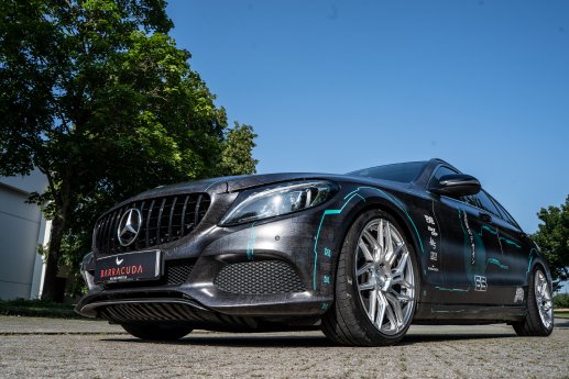 Mercedes CKlasse barracuda Dragoon Silber Bild 6.jpg