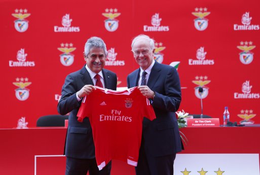 Luis_Filipe_Vieira_President_SL_Benfica_und_Sir_Tim_Clark,_President_Emirates_Airline_Credit_Emi.jpg