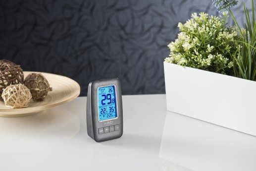 NC-5836_6_infactory_Thermometer-Hygrometer-Datenlogger_mit_Aussensensor_und_App-Unterstuetz.jpg