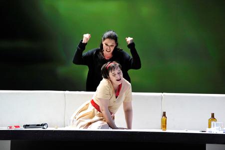 Elektra Oper Leipzig 2011. Foto Andreas Birkigt