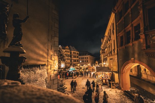 Weihnachtsmarkt_Görlitz_Untermarkt © Philipp Herfort_CC0.jpg